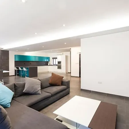 Luxury Living - Massive With Ac & Wifi By 360 Estates *