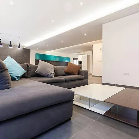 Luxury Living - Massive With Ac & Wifi By 360 Estates Appartement