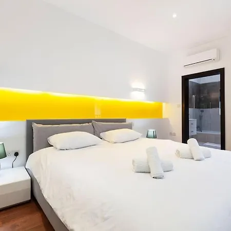 Luxury Living - Massive With Ac & Wifi By 360 Estates