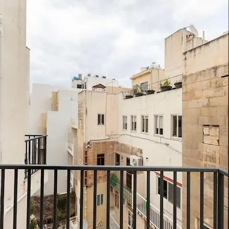 Luxury Living - Massive With Ac & Wifi By 360 Estates