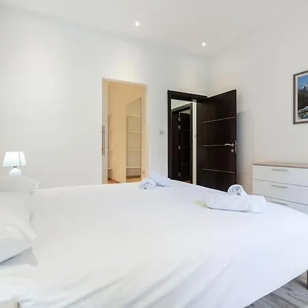 Appartement Luxury Living - Massive With Ac & Wifi By 360 Estates