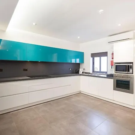 Appartement Luxury Living - Massive With Ac & Wifi By 360 Estates